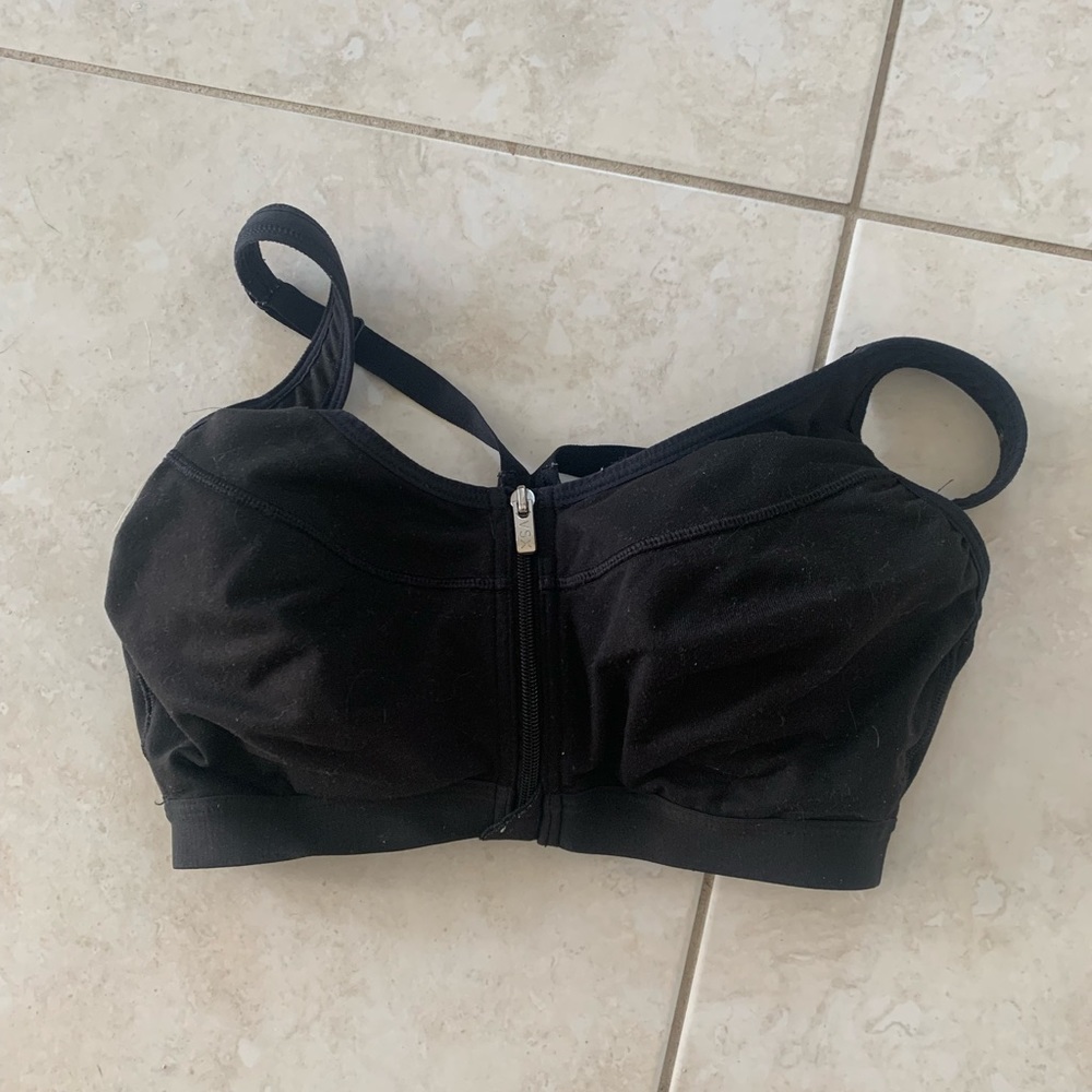 Sports bra